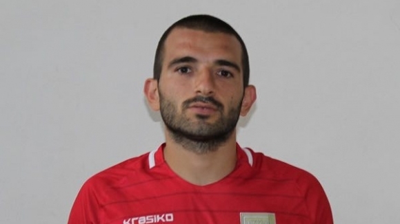 Халфът на Ботев Гълъбово Милен Митев вече не е част