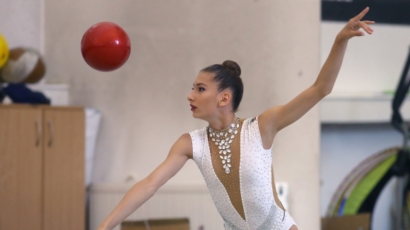 Завърши отборното първенство по художествена гимнастика на Франция Шампионатът беше