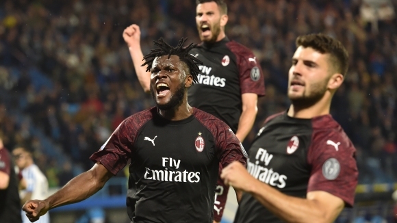 Отборите на СПАЛ и Милан излизат в последен кръг от