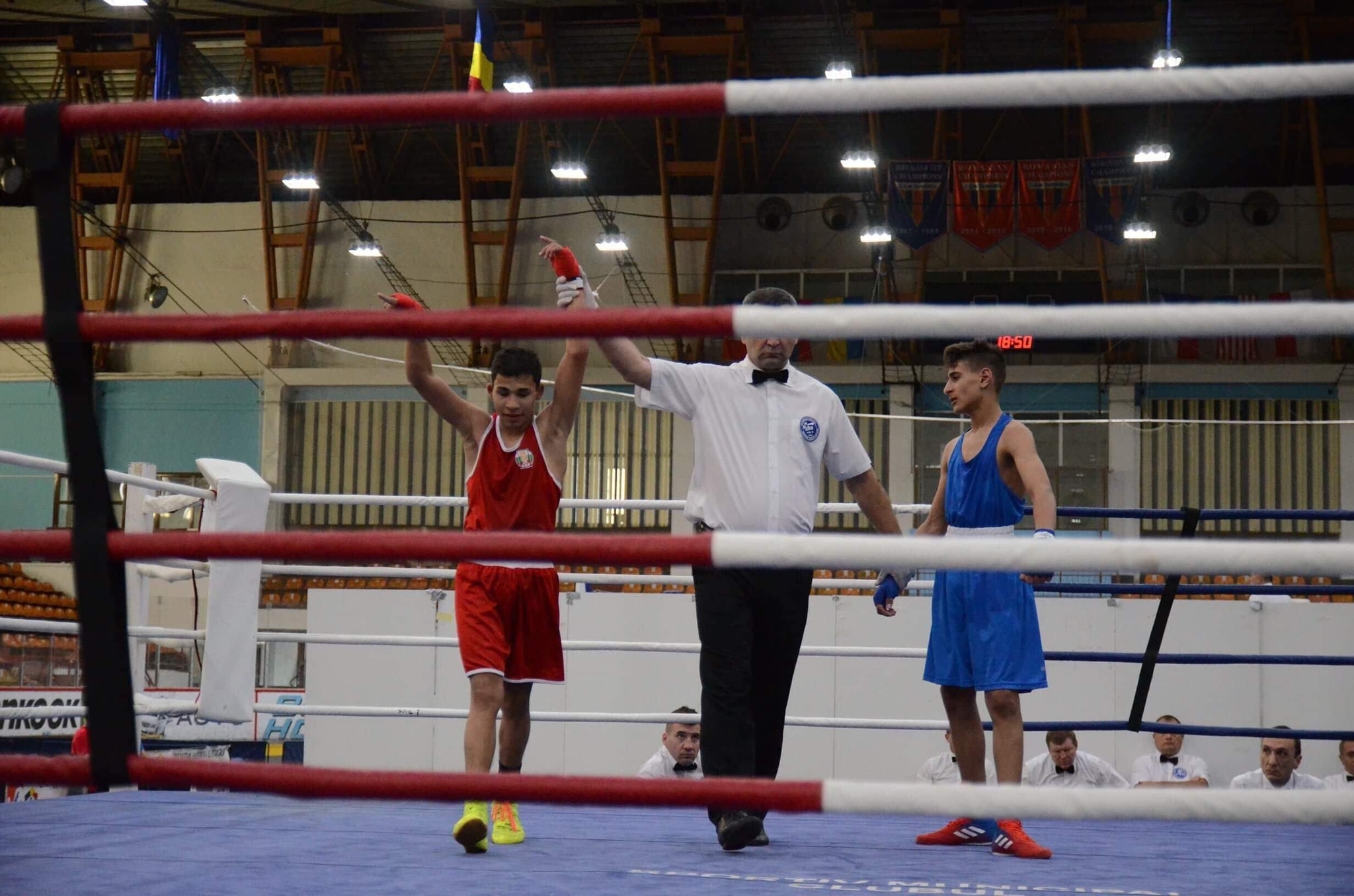 Радослав Росенов се класира за полуфиналите на Европейското първенство по