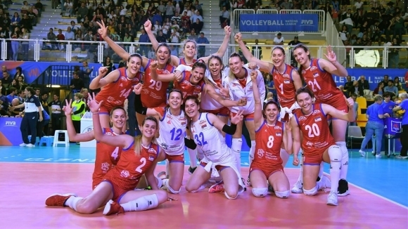Световните шампионки от Сърбия не позволиха изненада от отбора на