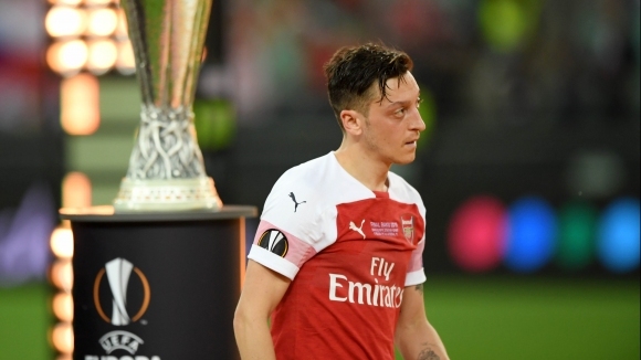 Мениджърът на Арсенал Унай Емери е готов да се раздели