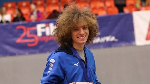 Веселин Живков (Академик-София) и Мартина Писачева (Локомотив-Пловдив) спечелиха националните титли