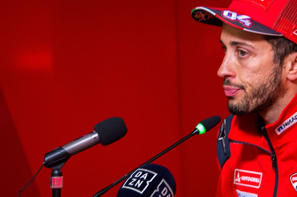 Претендентът за титлата в MotoGP Андреа Довициозо гостува на автомобилния