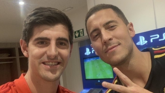 Вратарят на Реал Мадрид Тибо Куртоа приветства с добре дошъл