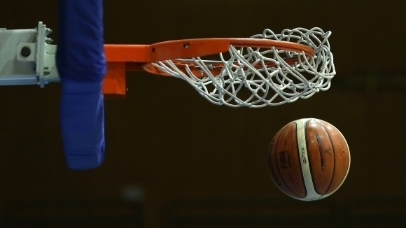 Националната търговско-банкова гимназия спечели категорично 7-ия турнир по баскетбол 3х3