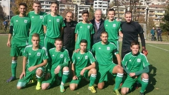 Тимовете на Ямбол 1915 Ямбол и Родопа Смолян Смолян са двата отбора