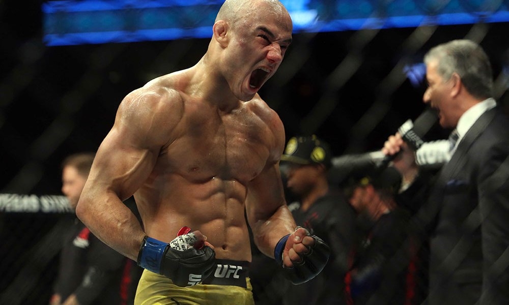 Претендентът за титлата на UFC в категория петел Марлон Мораес