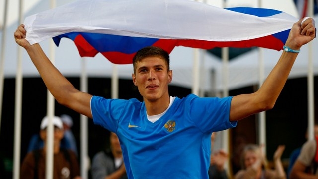 Руският състезател по скок на височина Михаил Акименко изравни най добрия