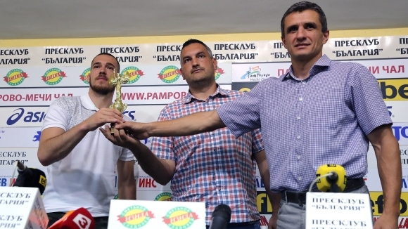 Кметът на Ботевград Иван Гавалюгов каза че се надява баскетболният