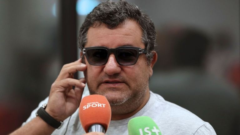 ФИФА потвърди че наказанието на мениджъра Мино Райола е вдигнато