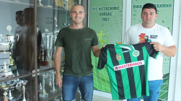 Иван Цачев отново облече зелената фланелка на Нефтохимик за да