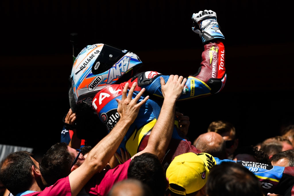 Испанецът Алекс Маркес спечели трета поредна победа в Moto2 с