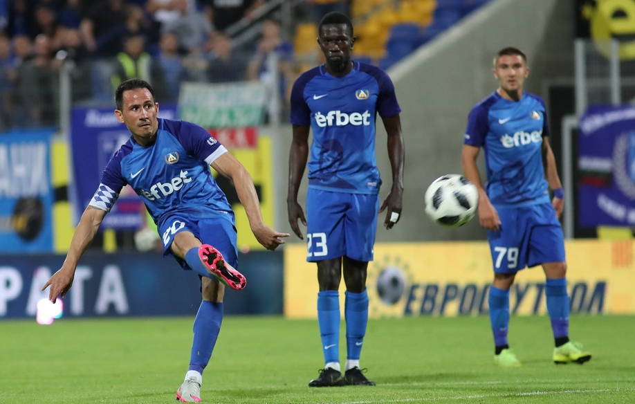 Отборът на Левски ще срещне Ружомберок от Словакия в първия