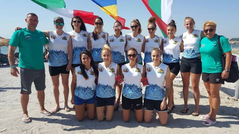 Женският национален отбор по плажен хандбал завоюва бронзовите медали на