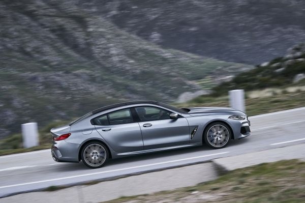 Германският производител BMW не спира своята моделна офанзива в луксозния