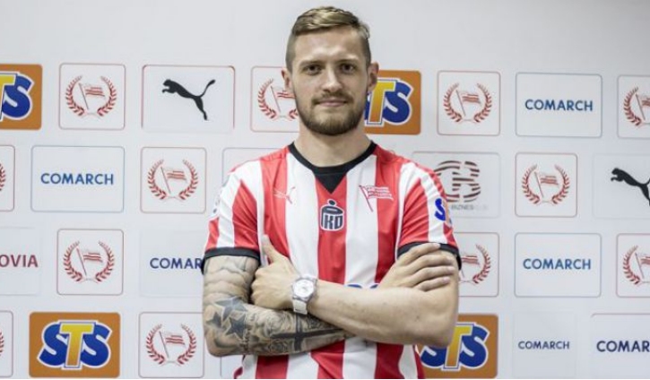 Бившият футболист на Левски Давид Яблонски има нов отбор 27 годишният