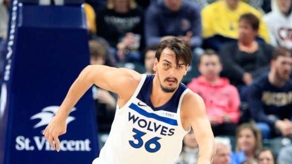 Минесота ще размени хърватското крило Дарио Шарич както и избор