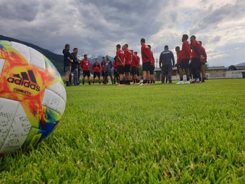 Отборът на ЦСКА проведе първа тренировка на австрийска земя Червените