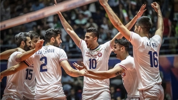 Националният волейболен отбор на Иран крачи смело към финалите в