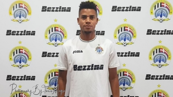 Новият бразилски централен нападател на Ботев Пловдив Тайлон започна тренировки