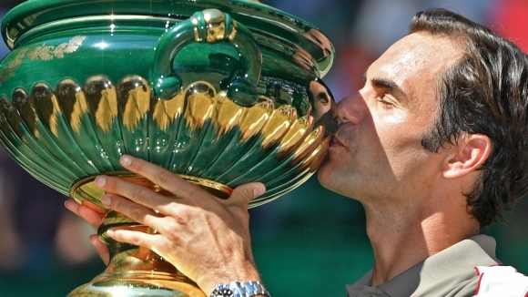 Роджър Федерер и Фелисиано Лопес спечелиха финалите на тенис турнирите