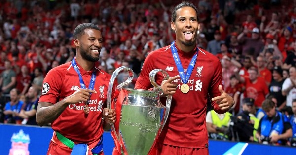 Най добрият играч на Премиър лийг за изминалия сезон Вирджил ван