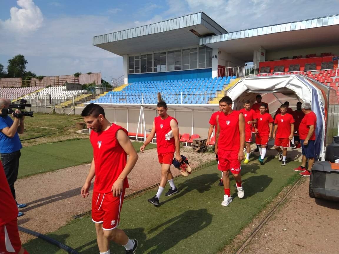 С 22-ма футболисти започна подготовка за новия сезон в Югозападна