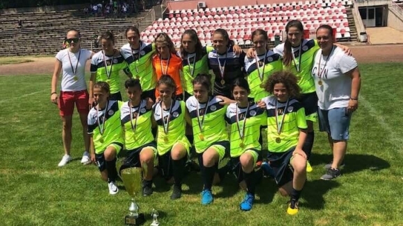Отборът на ЛП Супер Спорт София отпразнува спечелената титла от