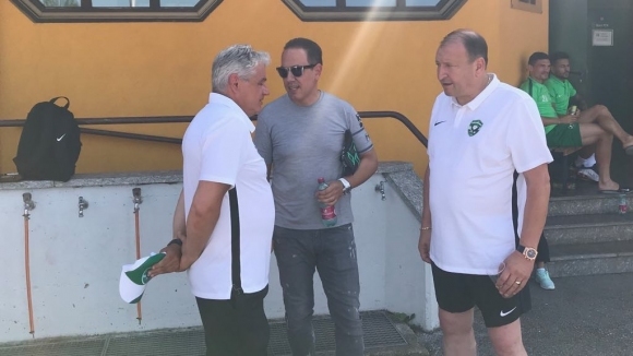 Кирил и Георги Домусчиеви пристигнаха на стадиона в Куфщайн където