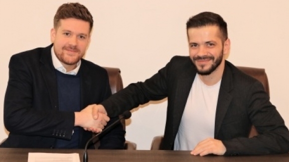 Българският футболен съюз подписа официален договор за партньорство със световния