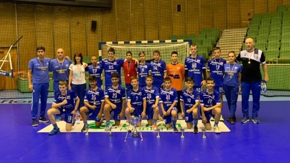 Хандбален клуб Полюс ТМ е шампион на България при юношите младша