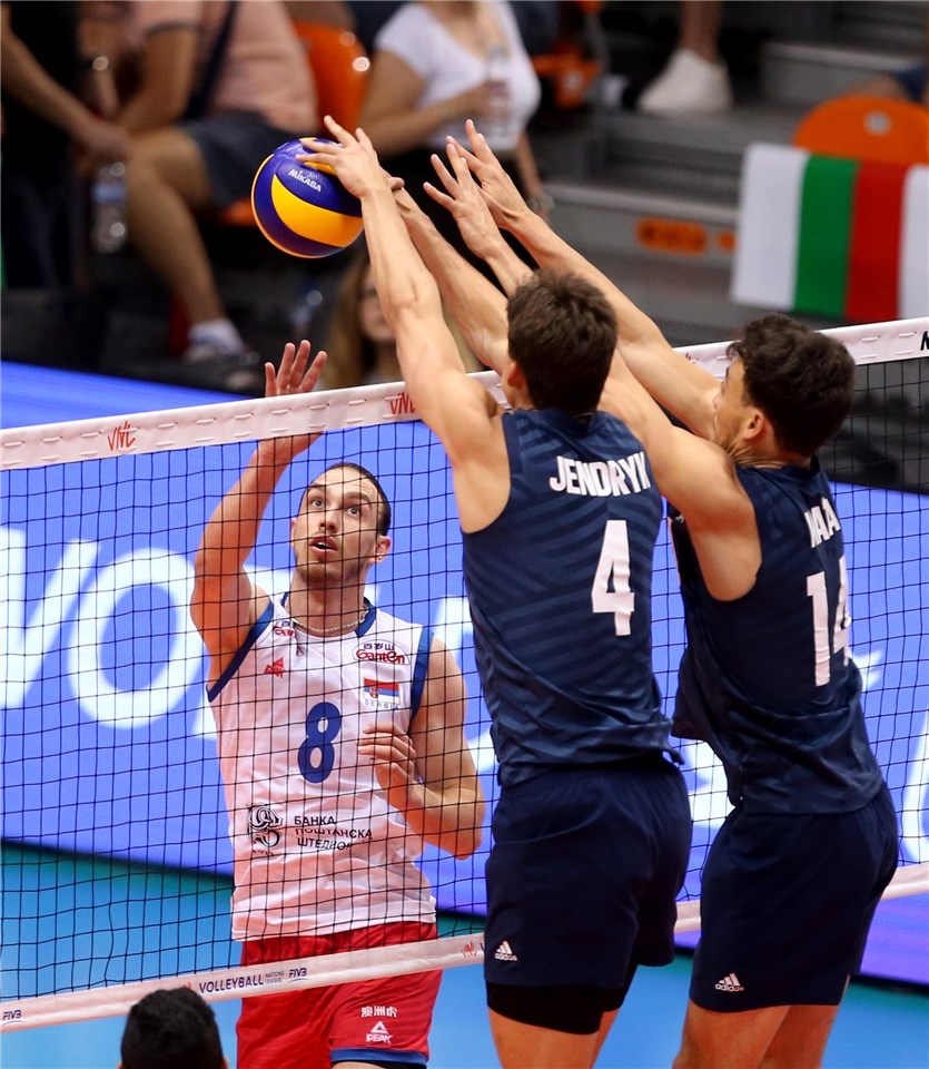 Националният отбор на САЩ за мъже постигна осмата си победа