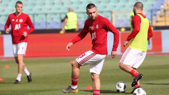 Футболистите на ЦСКА София продължават сериозната си подготовка за новия сезон по