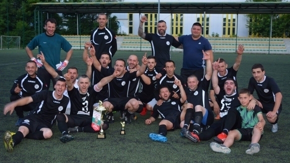 Тимът на Устрем Дончево който при дебютния си сезон в