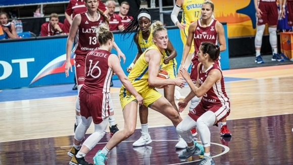 Домакинът Латвия отпадна от европейското първенство по баскетбол за жени