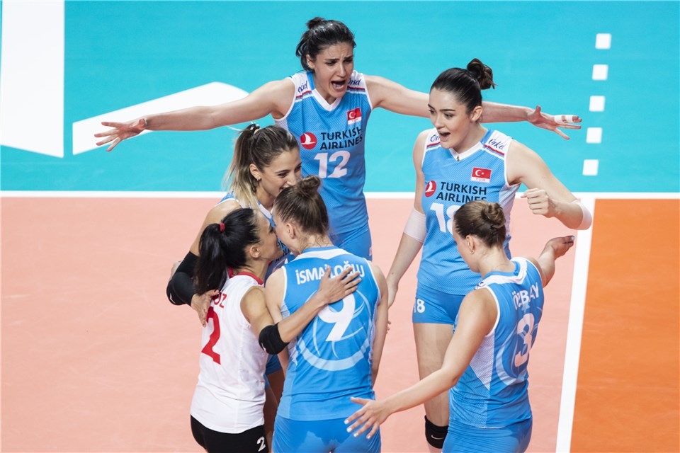 Отборът на Турция победи домакина Китай с 3:1 (25:22, 25:19,