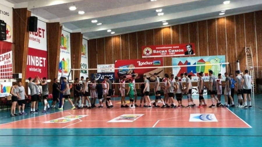 Националният отбор по волейбол на България за юноши под 19