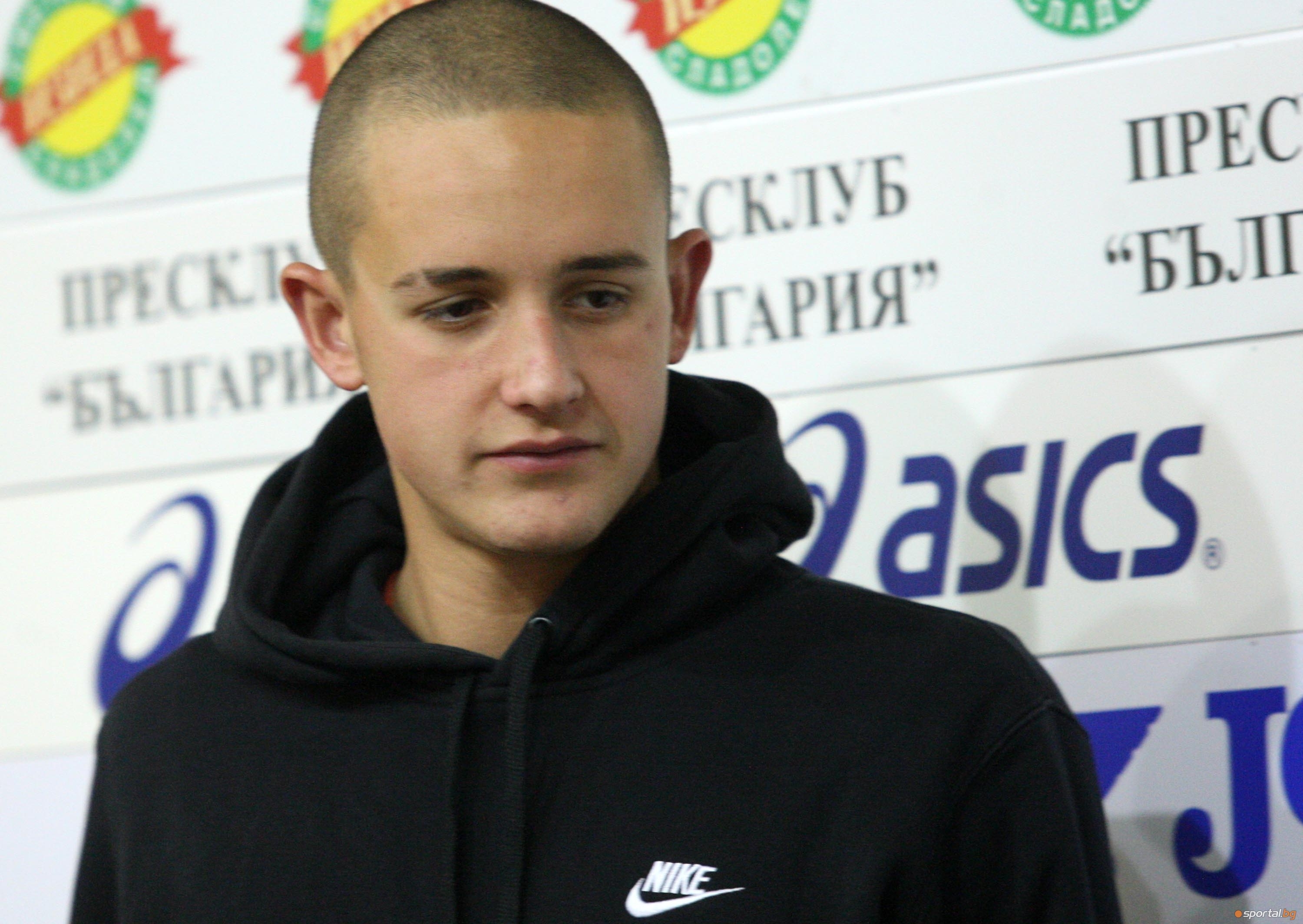 Йордан Янчев ще плува във финала на 200 метра свободен