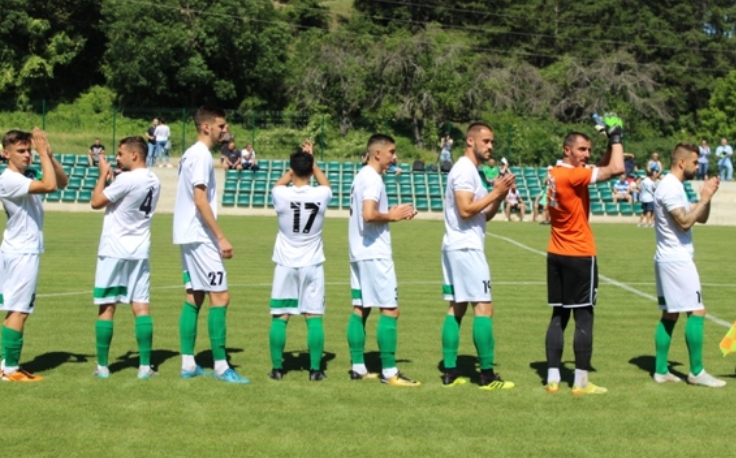 Отборът на ОФК Пирин се завърна днес в Благоевград с
