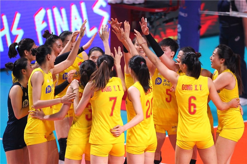 Олимпийският волейболен шампион Китай спечели бронзовите медали в Лигата на