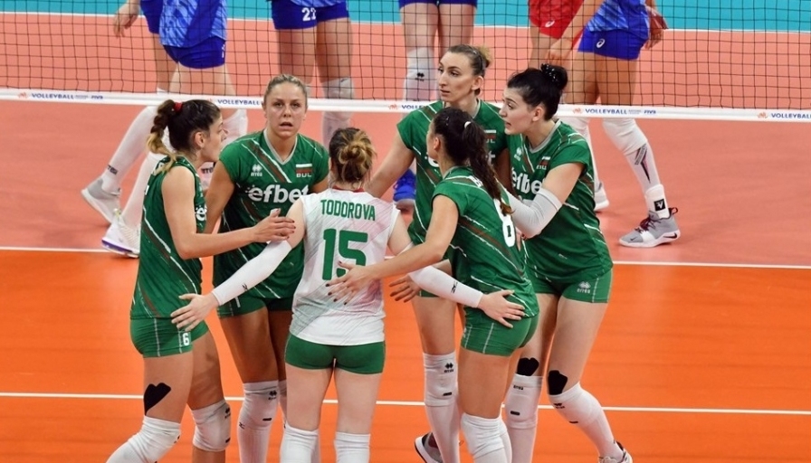 Женският национален отбор по волейбол на България който е воден