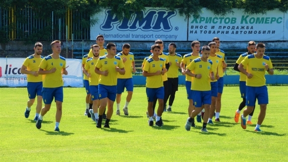 Контролната среща между отборите на Марица (Пловдив) и Надежда (Доброславци)