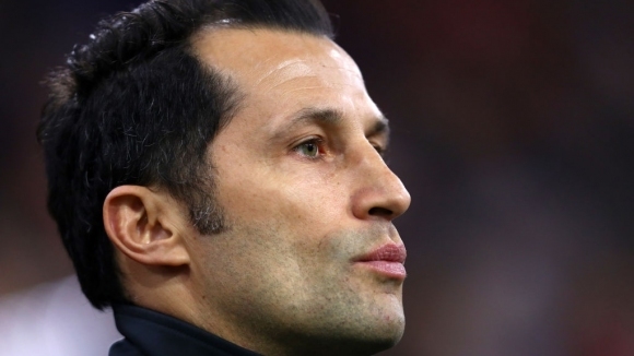 Спортният директор на Байерн Мюнхен Хасан Салихамиджич работи на пълни