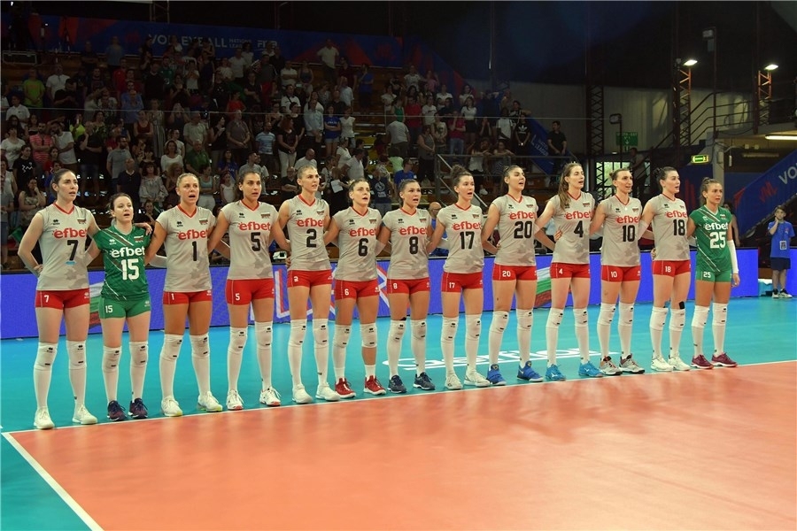 Женският национален отбор по волейбол на Азербайджан който е воден