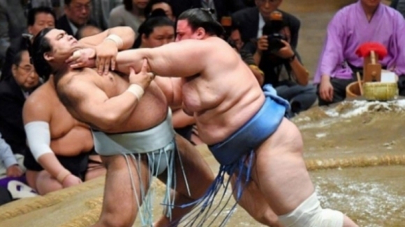 Маегашира 2 Аоияма загуби втора поредна схватка на турнира по сумо