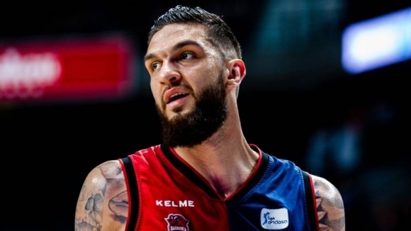 Френският център Венсан Поарие вече не е баскетболист на Баскония