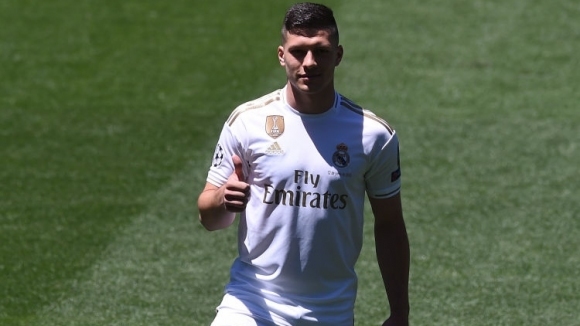 Новият нападател на Реал Мадрид Лука Йович написа материал за
