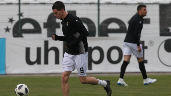 Носителят на Купата на България Локомотив Пловдив е все по близо