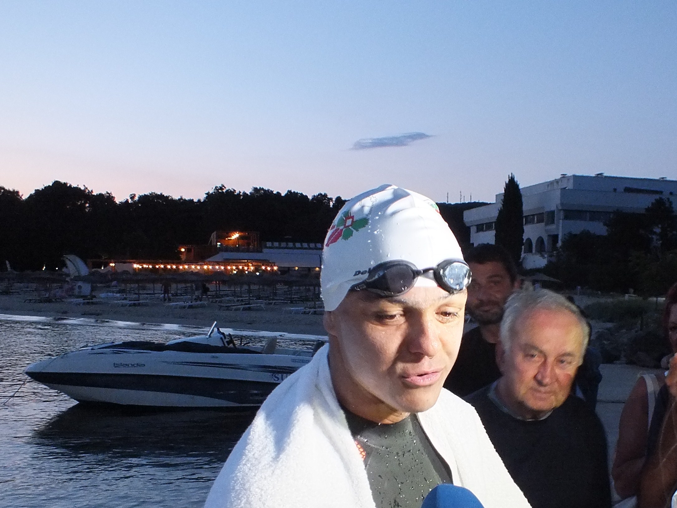 Цанко Цанков който в сряда постави рекорд по преплуване на